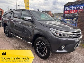 Toyota Hi Lux 2.4 D-4D Invincible X Pickup Double Cab 4dr Diesel Manual 4WD Eu