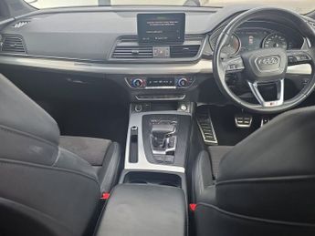 AUDI Q5 2.0 TDI 40 S line SUV 5dr Diesel S Tronic quattro Euro 6 (s/s) (