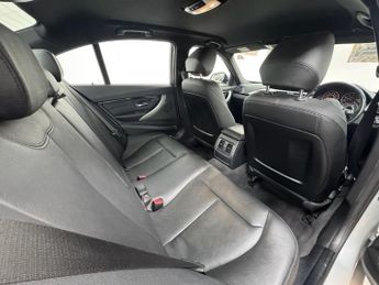 BMW 3 SERIES 2.0 320d M Sport Saloon 4dr Diesel Auto Euro 6 (s/s) (190 ps)