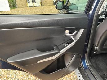 SSANGYONG KORANDO 2.2D EX SUV 5dr Diesel Manual 4WD Euro 6 (178 ps)