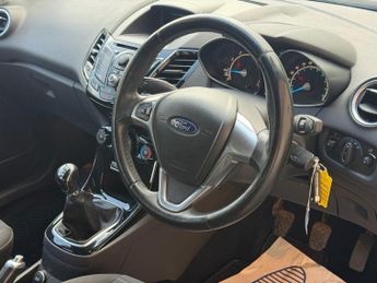 FORD FIESTA 1.0T EcoBoost Zetec Hatchback 5dr Petrol Manual Euro 5 (s/s) (10