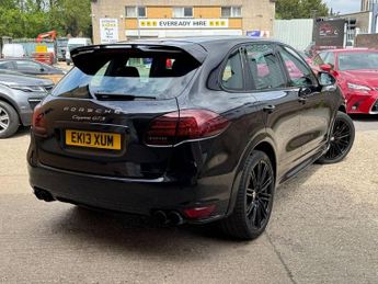 PORSCHE CAYENNE 4.8 GTS SUV 5dr Petrol TiptronicS 4WD Euro 5 (s/s) (420 ps)