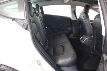 TESLA Model 3 Standard Range Plus Auto RWD 4dr