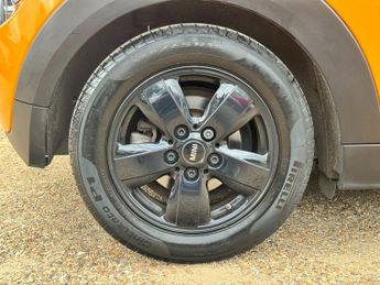 MINI HATCH 1.5 Cooper Hatchback 3dr Petrol Auto Euro 6 (s/s) (136 ps)