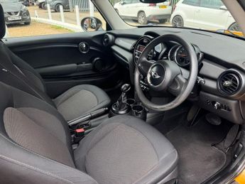 MINI HATCH 1.5 Cooper Hatchback 3dr Petrol Auto Euro 6 (s/s) (136 ps)