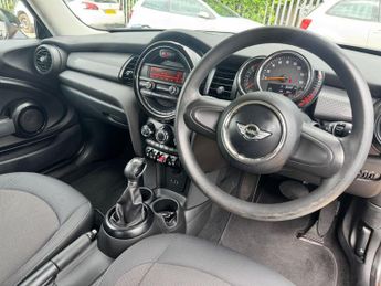 MINI HATCH 1.5 Cooper Hatchback 3dr Petrol Auto Euro 6 (s/s) (136 ps)
