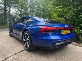 AUDI E-TRON GT 93.4kWh Saloon 4dr Electric Auto quattro (476 ps)