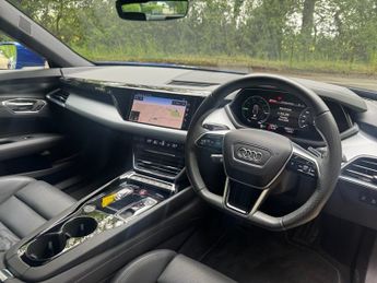 AUDI E-TRON GT 93.4kWh Saloon 4dr Electric Auto quattro (476 ps)