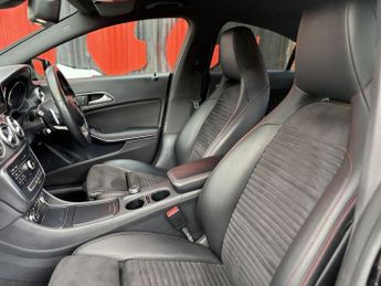 MERCEDES-BENZ CLA 2.1 CLA220d AMG Line Coupe 4dr Diesel 7G-DCT Euro 6 (s/s) (177 p