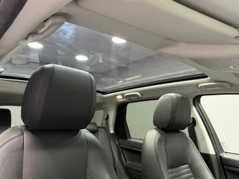 LAND ROVER DISCOVERY SPORT 2.0 Si4 HSE Luxury 7 Seater SUV 5dr Petrol Auto 4WD Euro 6 (s/s)