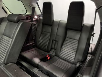 LAND ROVER DISCOVERY SPORT 2.0 Si4 HSE Luxury 7 Seater SUV 5dr Petrol Auto 4WD Euro 6 (s/s)