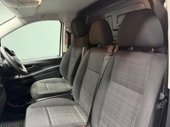 MERCEDES-BENZ EVITO 114 e 41kWh Pure Panel Van 5dr Electric Auto FWD L2 (LWB) (115 p