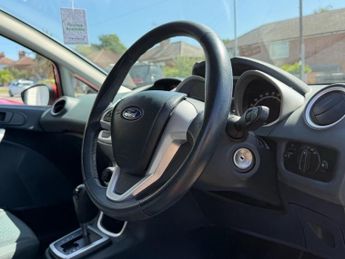 FORD FIESTA 1.4 Zetec Hatchback 5dr Petrol Automatic (154 g/km, 94 bhp)