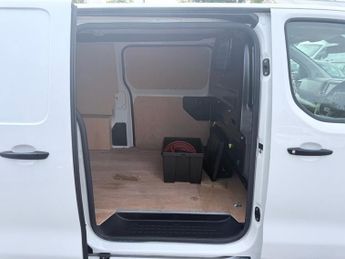 TOYOTA PROACE White 50kWh Icon electric panel van, 8,300 miles, Automatic, Tou