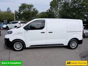 TOYOTA PROACE White 50kWh Icon electric panel van, 7,800 miles, Automatic, Tou