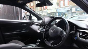 TOYOTA C-HR 1.8 VVT-h GPF Icon SUV 5dr Petrol Hybrid CVT Euro 6 (s/s) (122 p