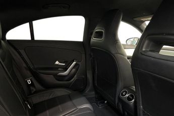MERCEDES-BENZ CLA 2.0 CLA220d AMG Line (Executive) Coupe 4dr Diesel 8G-DCT Euro 6 