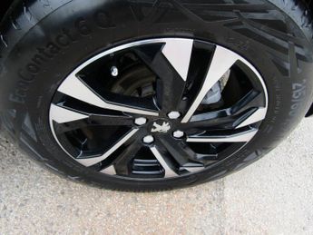 PEUGEOT 2008 1.2 PureTech GT SUV 5dr Petrol EAT Euro 6 (s/s) (130 ps)