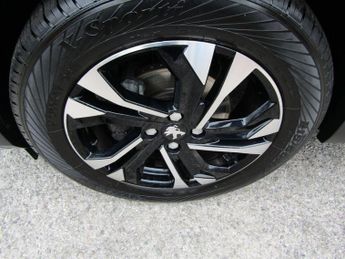 PEUGEOT 2008 1.2 PureTech GT SUV 5dr Petrol EAT Euro 6 (s/s) (130 ps)