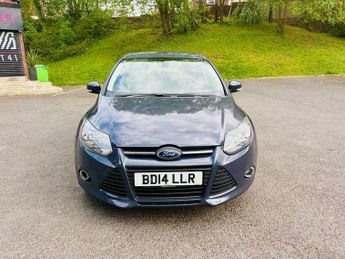 FORD FOCUS 1.6 Zetec Hatchback 5dr Petrol Powershift Euro 5 (125 ps)