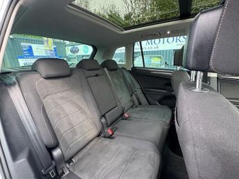 VOLKSWAGEN TIGUAN 1.5 TSI Elegance SUV 5dr Petrol DSG Euro 6 (s/s) (150 ps)