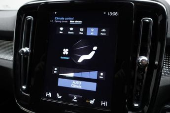 VOLVO XC40 2.0 T5 R-Design SUV 5dr Petrol Auto AWD Euro 6 (s/s) (247 ps)