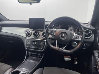 MERCEDES-BENZ GLA 2.1 GLA220d AMG Line (Executive) SUV 5dr Diesel 7G-DCT 4MATIC Eu