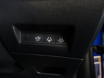 PEUGEOT E-2008 50kWh GT Premium SUV 5dr Electric Auto (136 ps)
