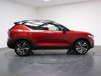 VOLVO XC40 2.0 T4 R-Design Pro SUV 5dr Petrol Auto Euro 6 (s/s) (190 ps)