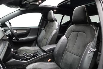 VOLVO XC40 2.0 T4 R-Design Pro SUV 5dr Petrol Auto Euro 6 (s/s) (190 ps)