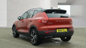 VOLVO XC40 2.0 T4 R-Design Pro SUV 5dr Petrol Auto Euro 6 (s/s) (190 ps)