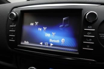 TOYOTA YARIS 1.5 VVT-h GR SPORT Hatchback 5dr Petrol Hybrid E-CVT Euro 6 (s/s