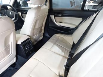 BMW 1 SERIES 1.5 118i SE Hatchback 5dr Petrol Auto Euro 6 (s/s) (136 ps)
