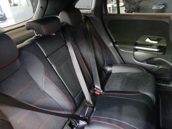 MERCEDES-BENZ EQA EQA 250 66.5kWh AMG Line SUV 5dr Electric Auto (190 ps)