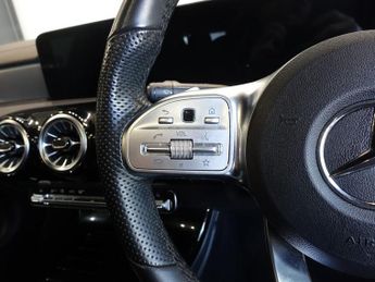 MERCEDES-BENZ CLA 1.3 CLA200 AMG Line (Premium Plus 2) Coupe 4dr Petrol 7G-DCT Eur