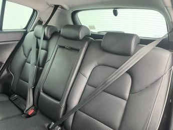 KIA SPORTAGE 1.6 CRDi 4 SUV 5dr Diesel DCT Euro 6 (s/s) (134 bhp)
