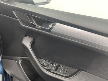 SKODA SUPERB 1.4 TSI iV 13kWh SE Technology Estate 5dr Petrol Plug-in Hybrid 