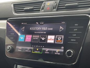 SKODA SUPERB 1.4 TSI iV 13kWh SE Technology Estate 5dr Petrol Plug-in Hybrid 