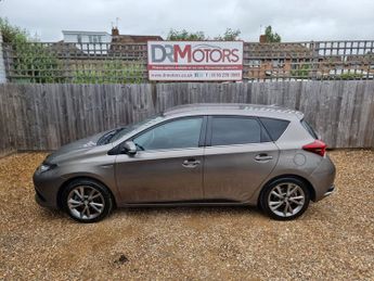 TOYOTA AURIS 1.8 VVT-h Design Hatchback 5dr Petrol Hybrid CVT Euro 6 (s/s) (1