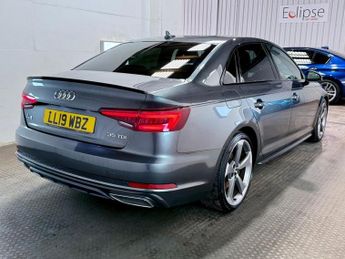 AUDI A4 2.0 TDI 35 Black Edition Saloon 4dr Diesel S Tronic Euro 6 (s/s)