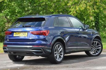 AUDI Q3 1.5 TFSI CoD 35 Black Edition SUV 5dr Petrol Manual Euro 6 (s/s)