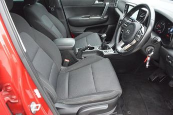 KIA SPORTAGE 1.6 CRDi MHEV 2 SUV 5dr Diesel Hybrid Manual Euro 6 (s/s) (134 b