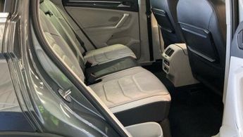 VOLKSWAGEN TIGUAN 2.0 TDI BlueMotion Tech SEL SUV 5dr Diesel DSG 4Motion Euro 6 (s