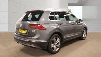 VOLKSWAGEN TIGUAN 2.0 TDI BlueMotion Tech SEL SUV 5dr Diesel DSG 4Motion Euro 6 (s