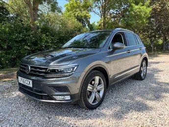 VOLKSWAGEN TIGUAN 2.0 TDI BlueMotion Tech SEL SUV 5dr Diesel DSG 4Motion Euro 6 (s