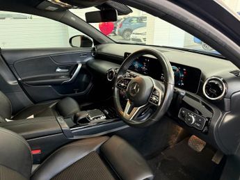 MERCEDES-BENZ A-CLASS 1.5 A180d Sport (Executive) Hatchback 5dr Diesel 7G-DCT Euro 6 (