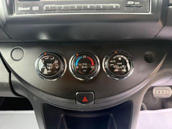 NISSAN NOTE 1.6 16V n-tec Hatchback 5dr Petrol Auto Euro 5 (110 ps)