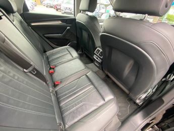 AUDI Q5 2.0 TFSI 45 Sport SUV 5dr Petrol S Tronic quattro Euro 6 (s/s) (