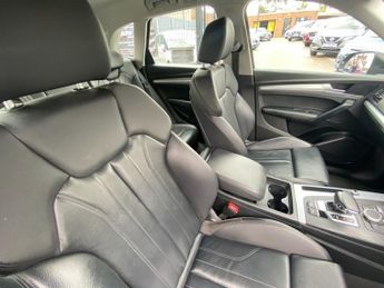 AUDI Q5 2.0 TFSI 45 Sport SUV 5dr Petrol S Tronic quattro Euro 6 (s/s) (