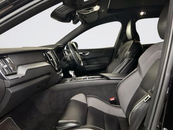 VOLVO XC60 2.0 D4 R-Design SUV 5dr Diesel Auto Euro 6 (s/s) (190 ps)